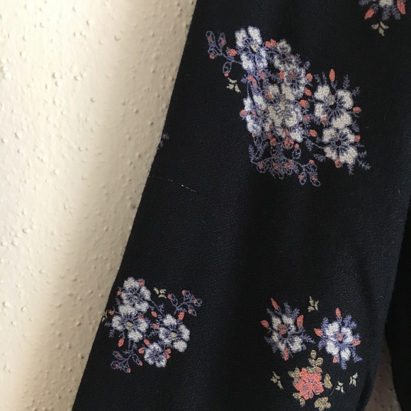 Old Navy Black Red Floral Embroidered A-Line Dress - Picture 5 of 8